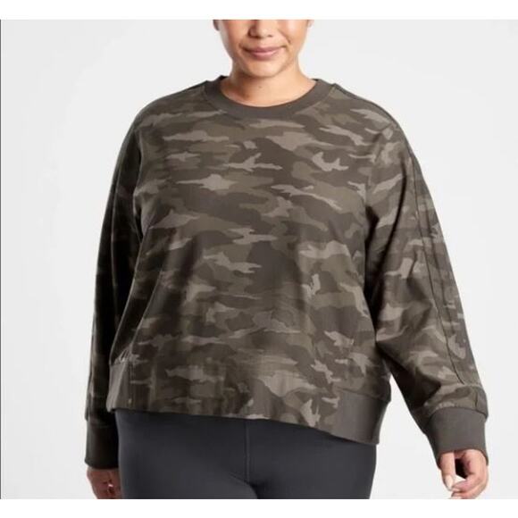 Athleta Tops - Athleta Farallon Camo Crewneck Sweatshirt Plus 1X